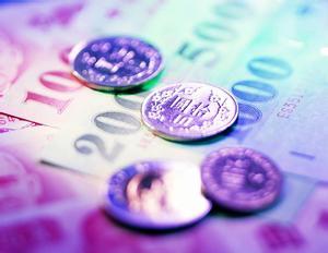 四月中国出口增30.5％贸易顺差重现为16.8亿 